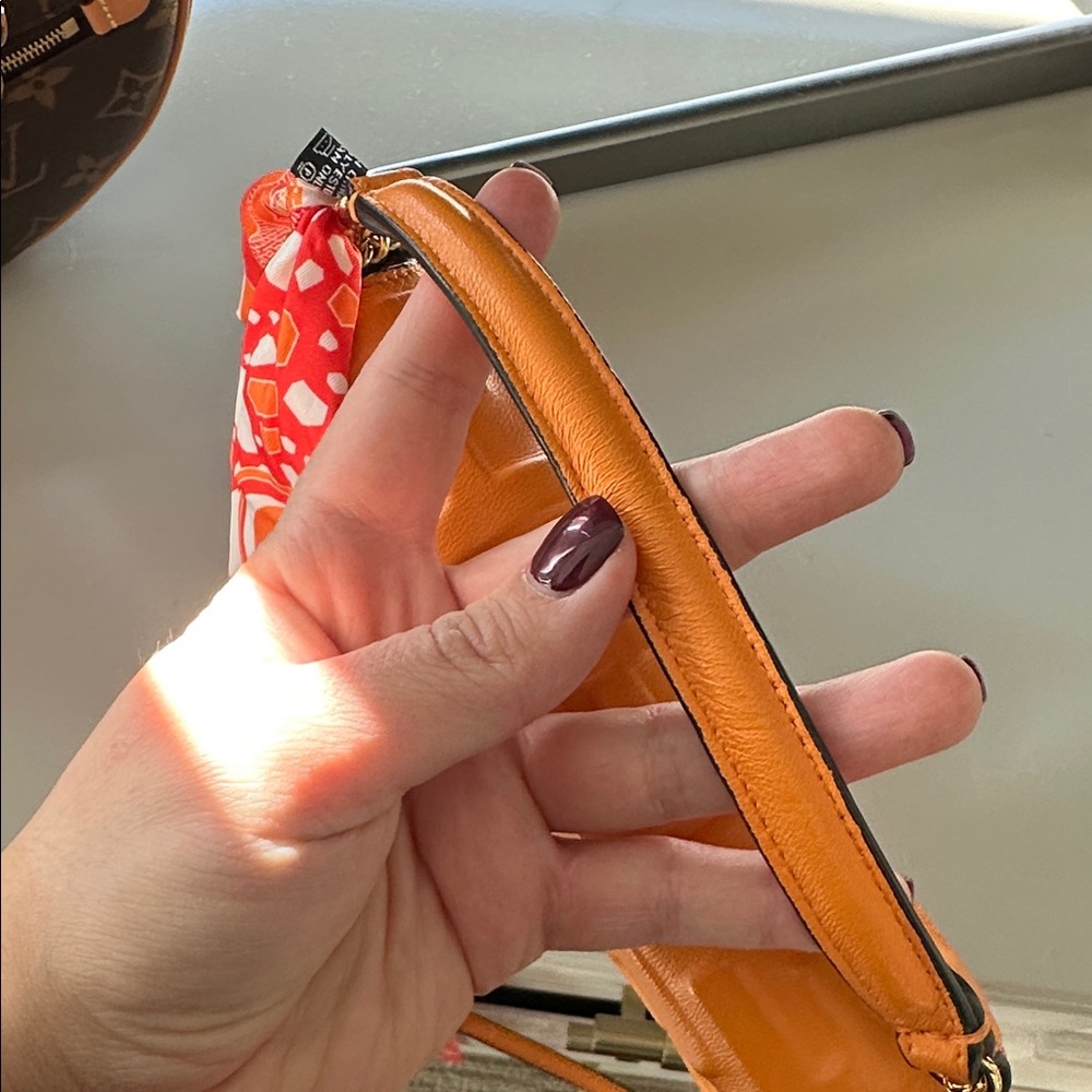 Authentic Fendi Mini Baguette Vibrant Orange Mini Bag - Picture 5 of 6